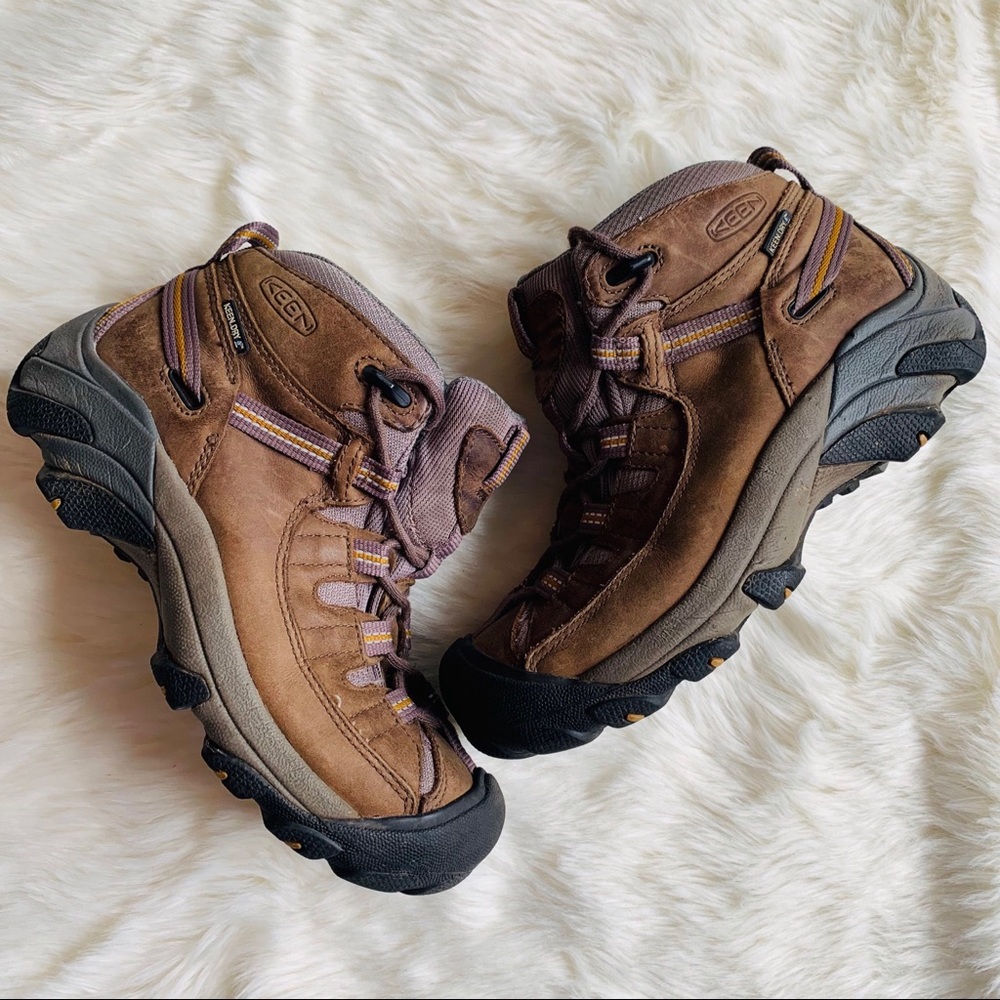 Keen | Dry Hiking Boots